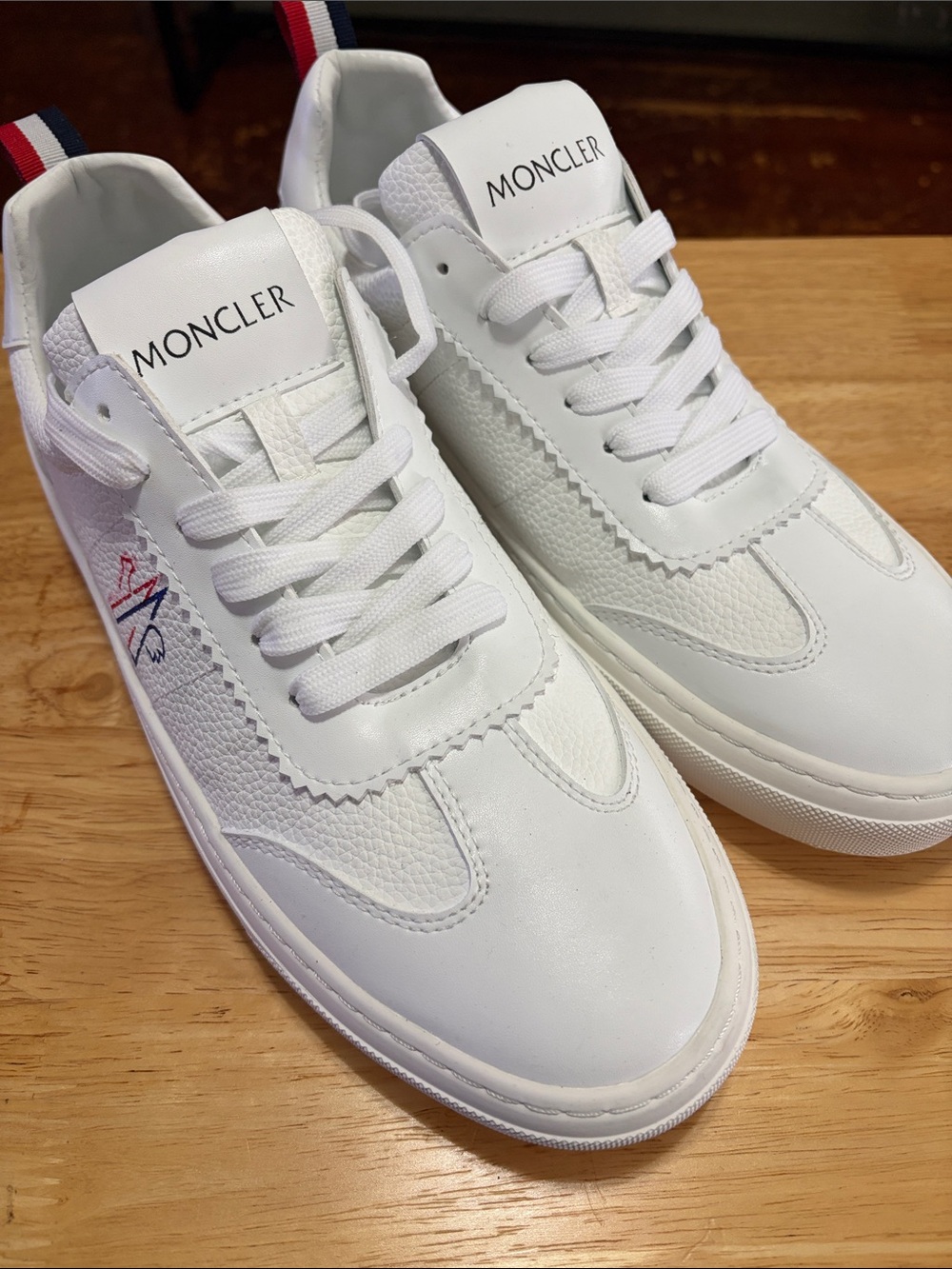 Moncler White Leather Low-Top Sneakers with Tricolor Heel Tab